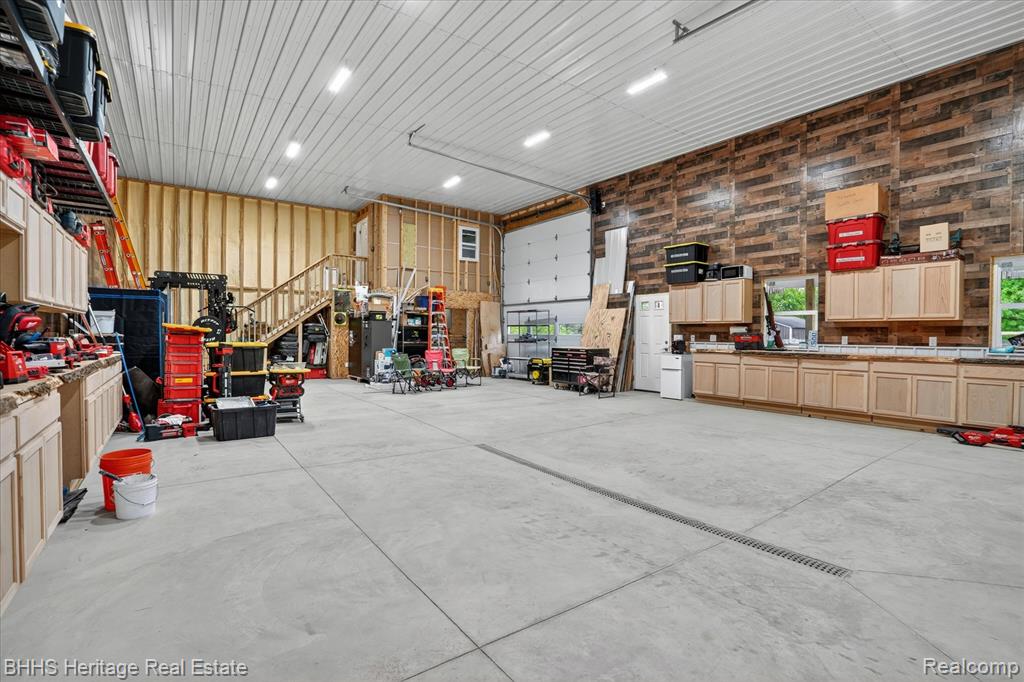 5835 Warner Road, Fowlerville, MI 48836 — Photo 37