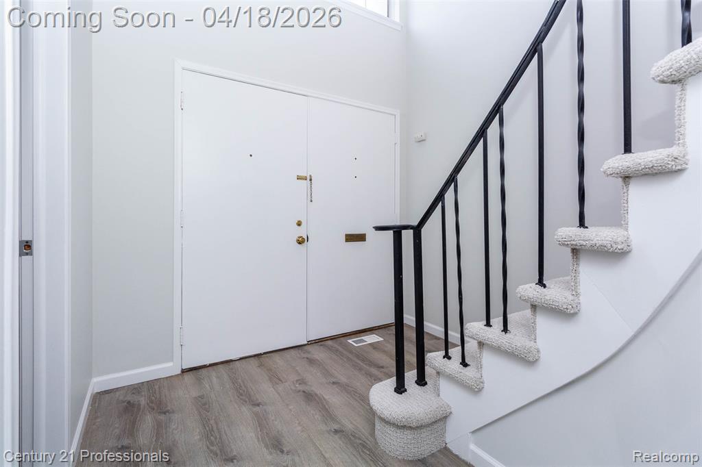 3567 Burbank Drive - Photo 4