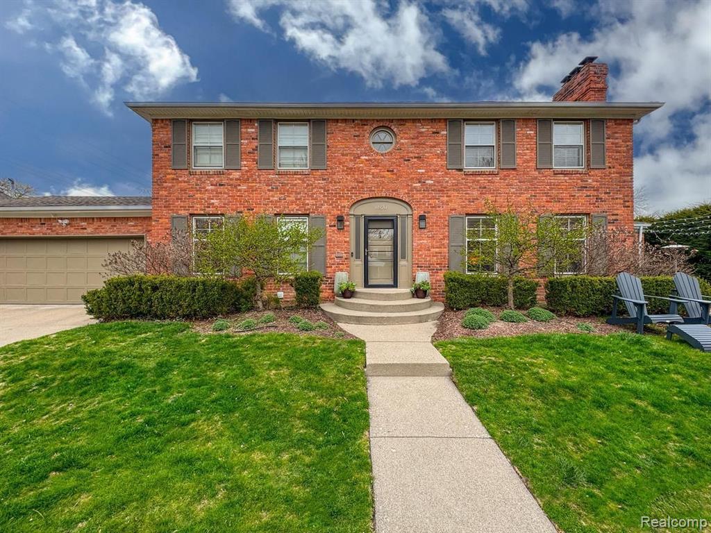 8920 NADINE Avenue, Huntington Woods, MI — Photo 2