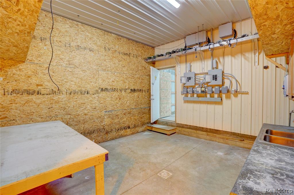 1055 E Hollywood Boulevard, Clio, MI 48420 — Photo 65