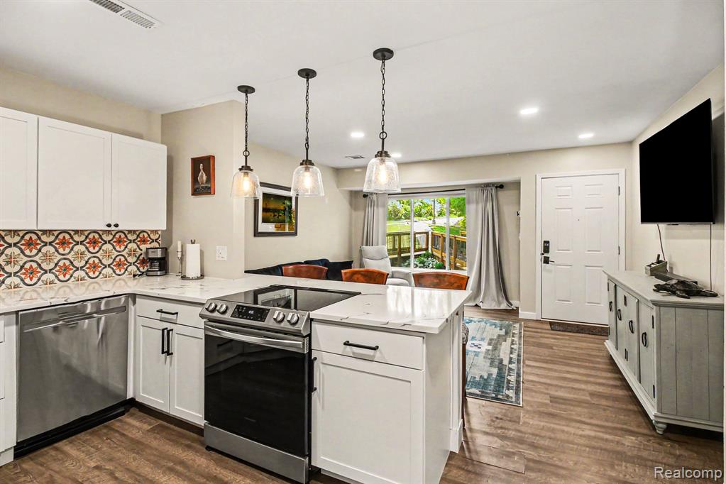 851 Union Street, 40, Milford, MI 48381 — Photo 9