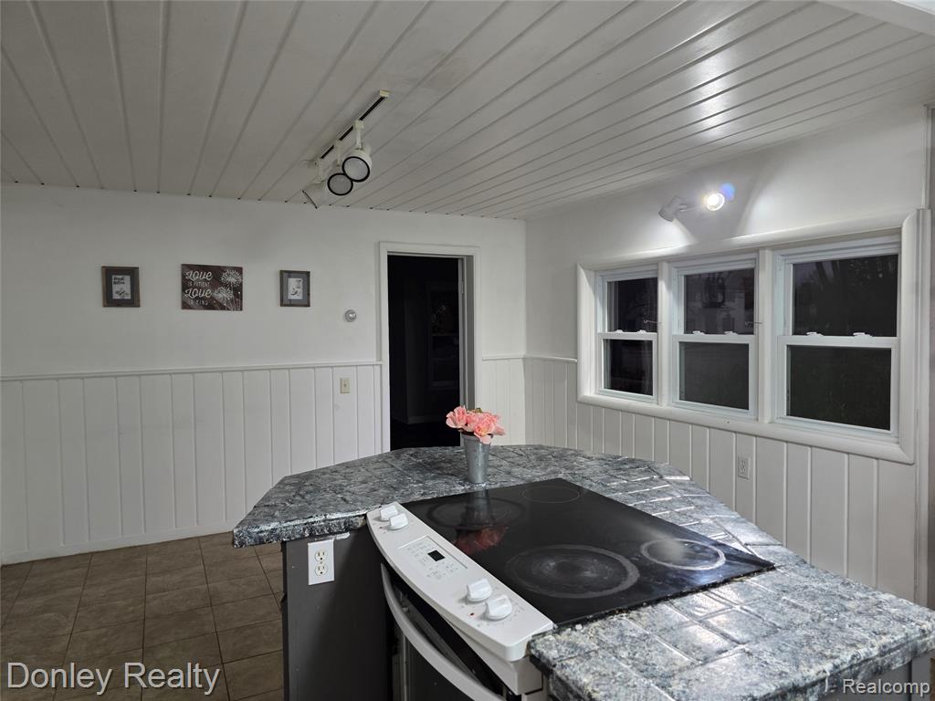 3092 Moore Street, Marlette, MI 48453 — Photo 5