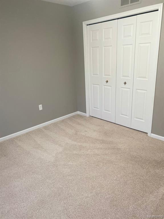 636 CHERRY ORCHARD Road, Canton, MI 48188 — Photo 13