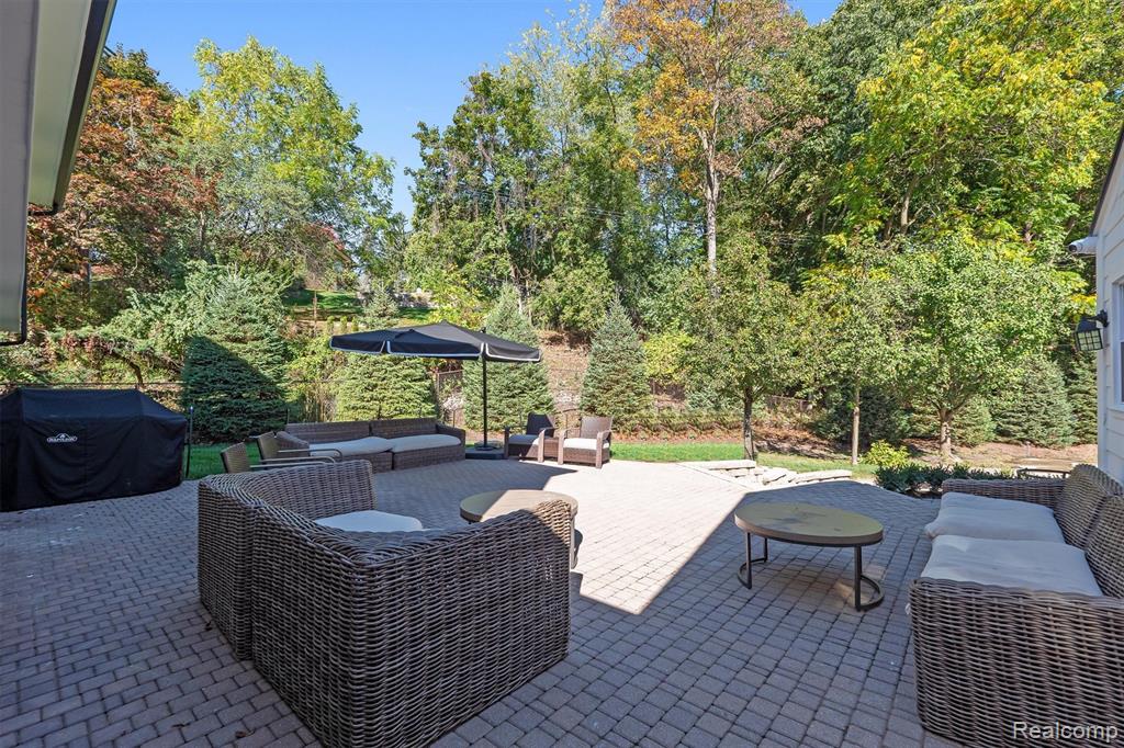 4535 Grindley Court, Bloomfield Hills, MI 48302 — Photo 35