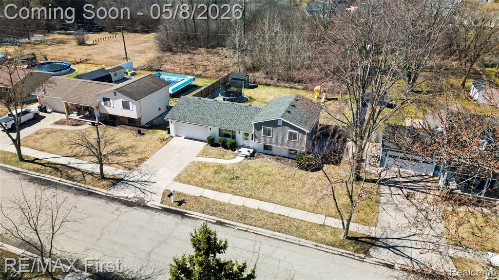 690 Montana Street, Marysville, MI 48040 — Photo 33