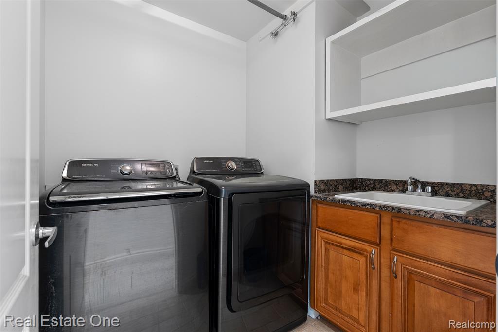 47630 Lorie Lane, New Baltimore, MI 48047 — Photo 29