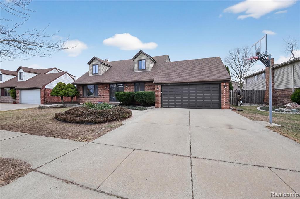 24701 Pamela Street, Flat Rock, MI 48134 — Photo 2