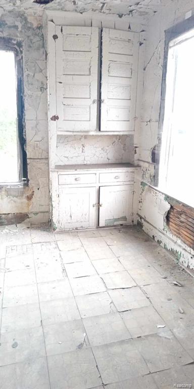 5700 TOWNSEND Street, Detroit, MI 48213 — Photo 32