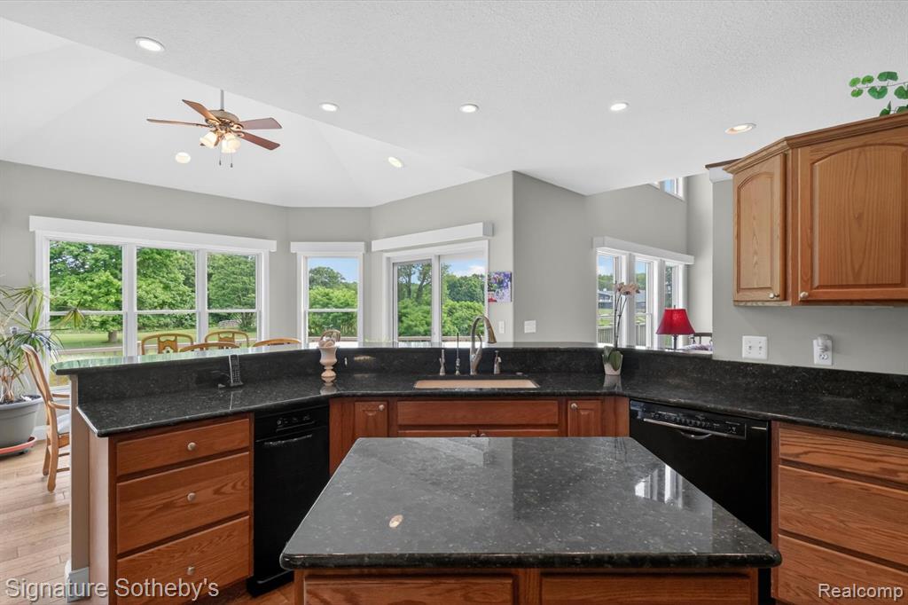 12700 Shaffer Road, Davisburg, MI 48350 — Photo 16