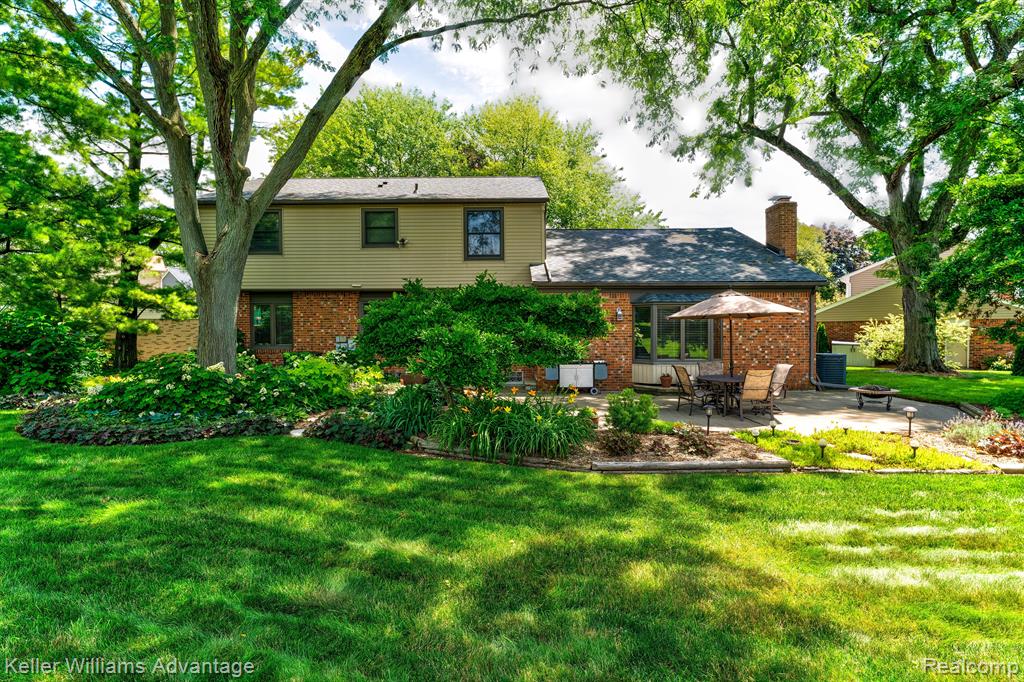 41764 Camden Court, Northville, MI 48168 — Photo 41
