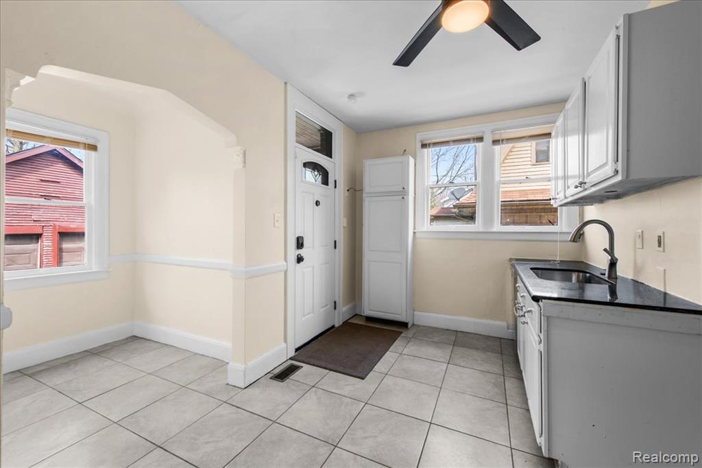 15323 Stahelin Avenue, Detroit, MI 48223 — Photo 9