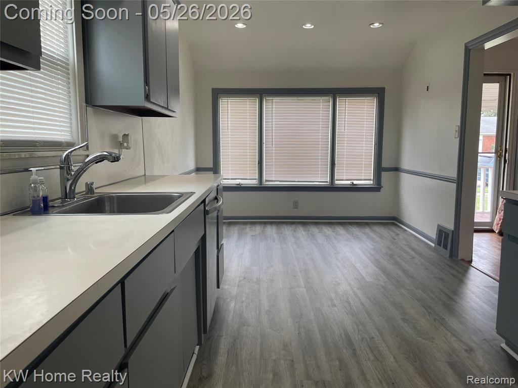 16853 Lincoln Avenue, Eastpointe, MI 48021 — Photo 2