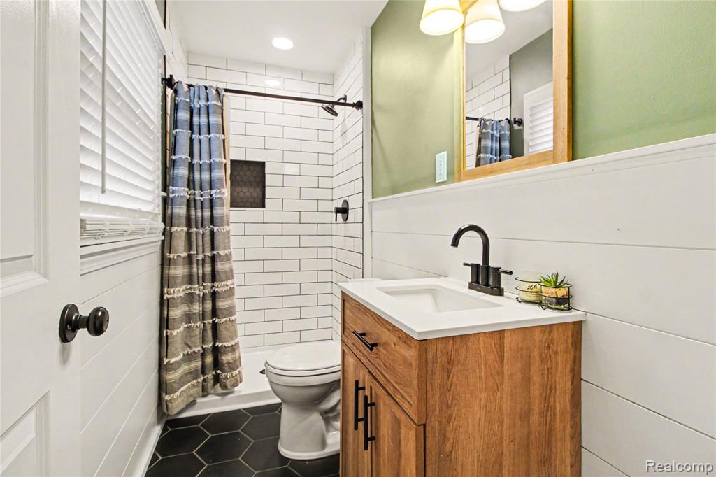 330 Cole Road, Monroe, MI 48162 — Photo 21