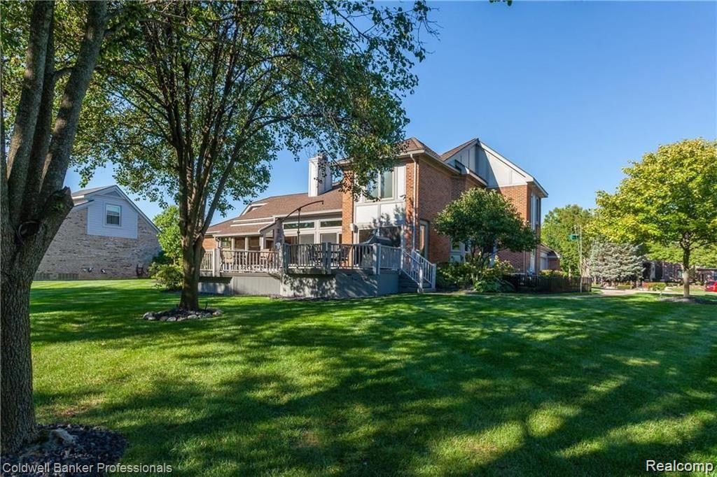 989 ELMSMERE Drive, Northville, MI 48167 — Photo 39