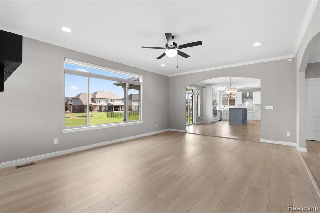 54806 BLACK HILLS Lane, Utica, MI 48316 — Photo 15