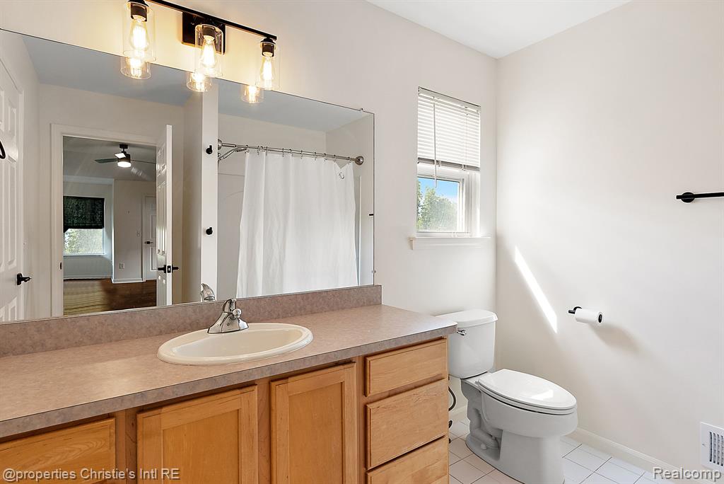 298 E PALMER Street, 26, Detroit, MI 48202 — Photo 28
