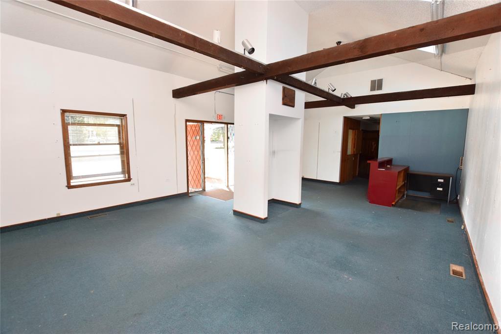 320 E Grand Blanc Road, Grand Blanc, MI 48439 — Photo 10