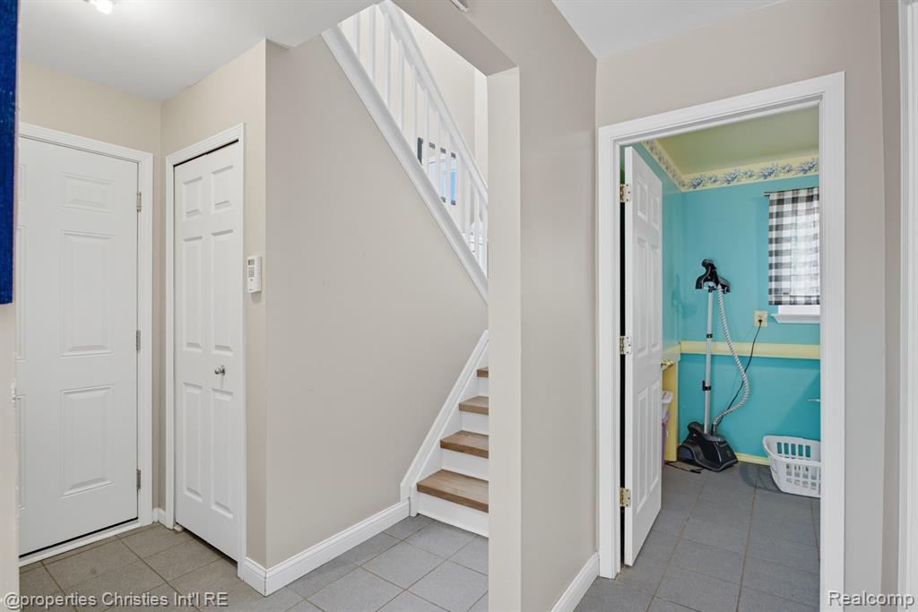 7179 Streamwood Drive, Ypsilanti, MI 48197 — Photo 32