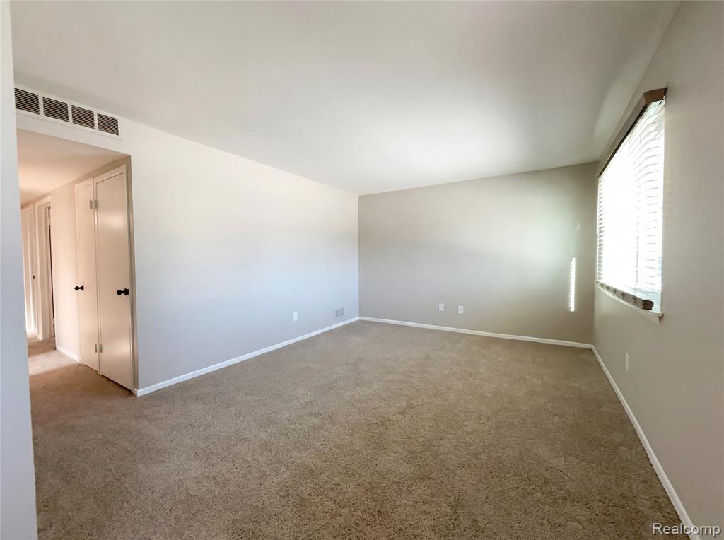 7912 Pine Street, Taylor, MI 48180 — Photo 4