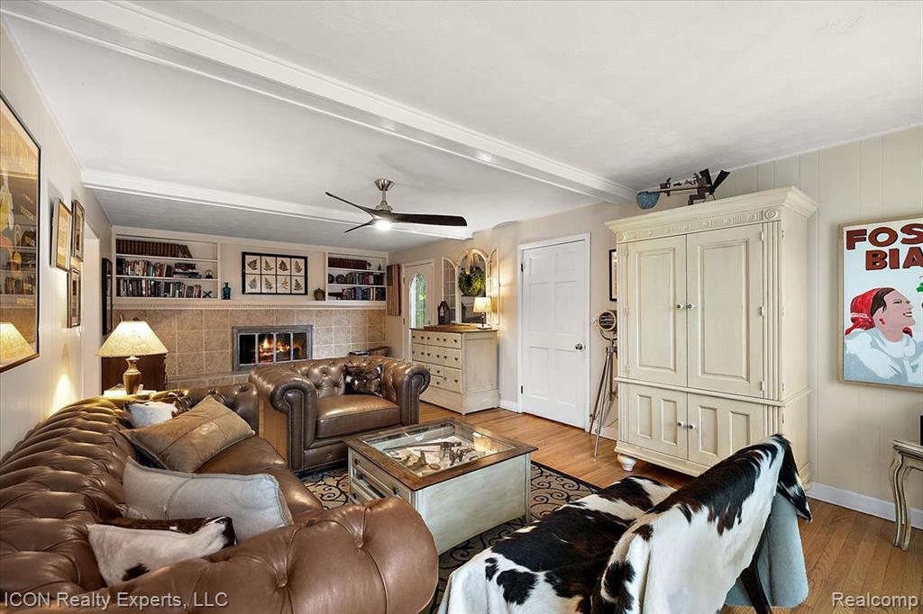 746 Birch Tree Lane, Rochester Hills, MI 48306 — Photo 34