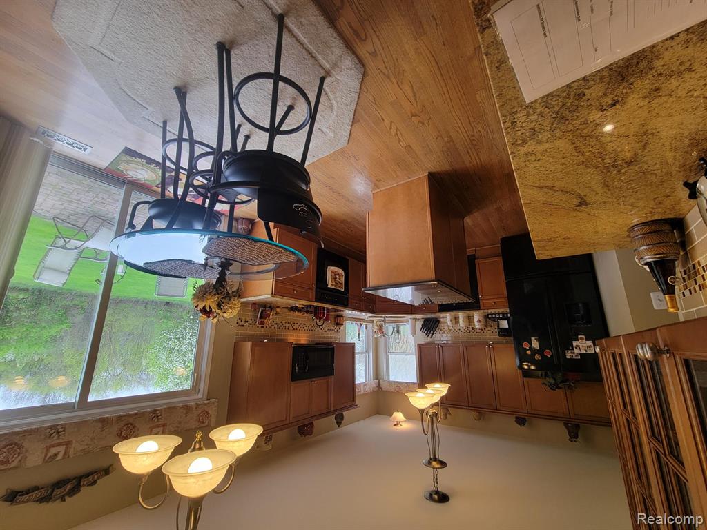 10224 Wellington Drive, Clarkston, MI 48348 — Photo 3