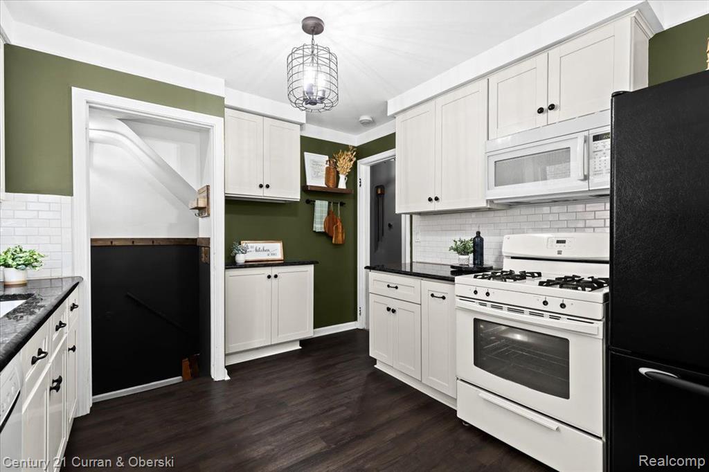 405 N LAFAYETTE Street, Dearborn, MI 48128 — Photo 15