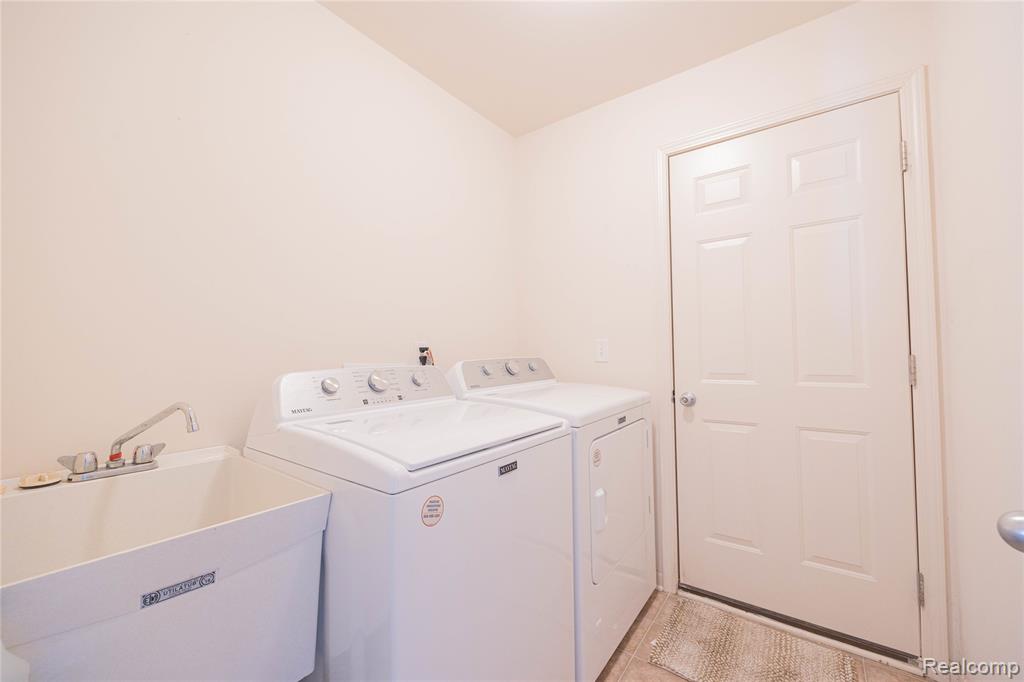 17155 Theresa Lane, New Boston, MI 48164 — Photo 22