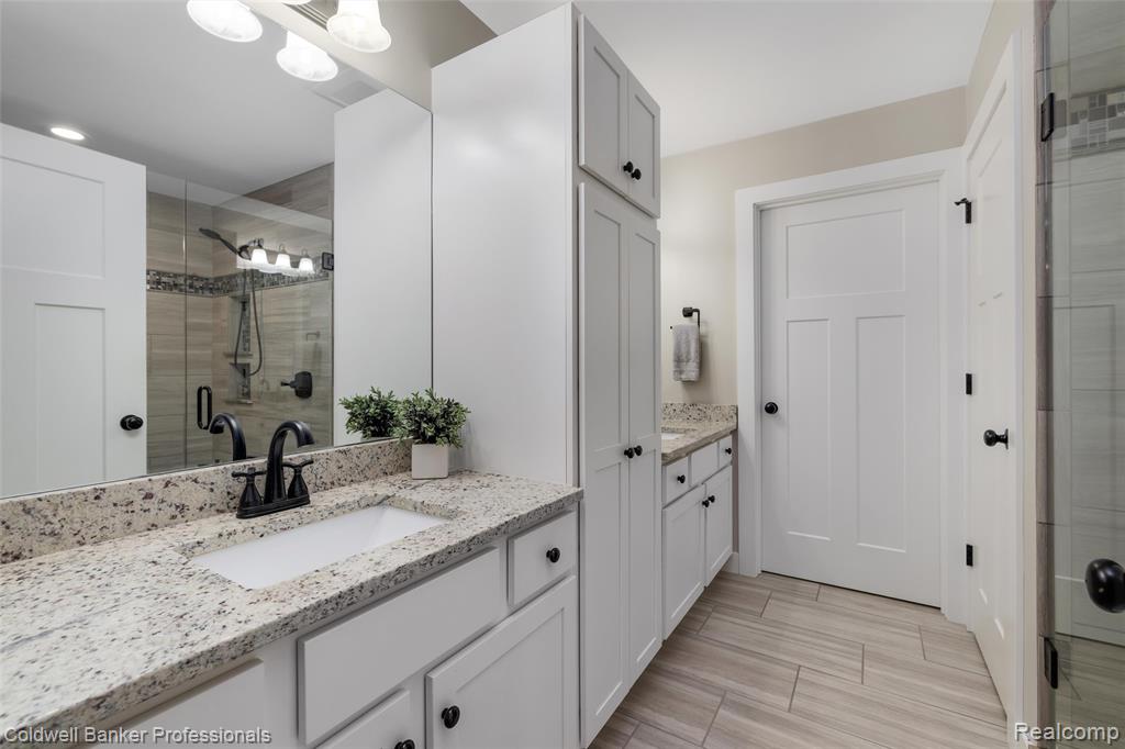 3320 Acorn Grove Court, Ortonville, MI 48462 — Photo 20