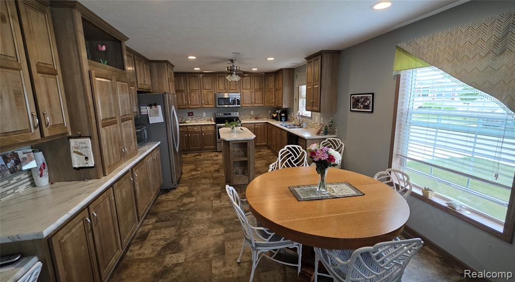 9758 Home Court, Fenton, MI 48430 — Photo 9