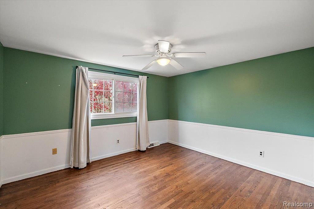 16490 OLD BEDFORD Road, Northville, MI 48168 — Photo 31