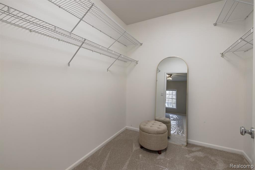 708 AMBERLY Drive, A, Waterford, MI 48328 — Photo 20