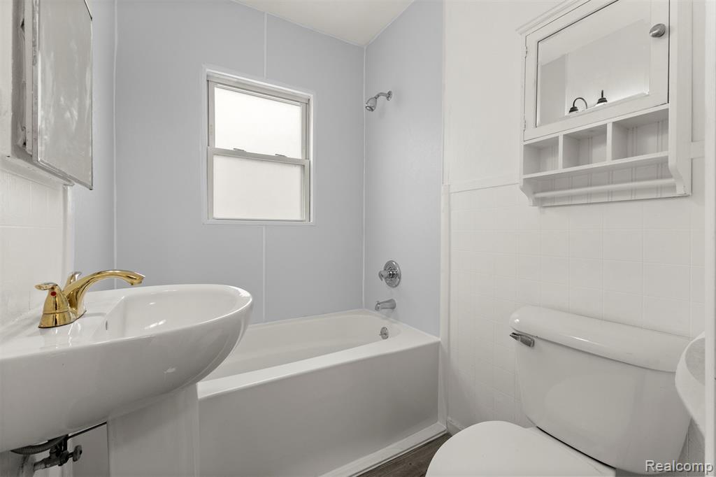 4721 Jackson Street, Dearborn Heights, MI 48125 — Photo 17