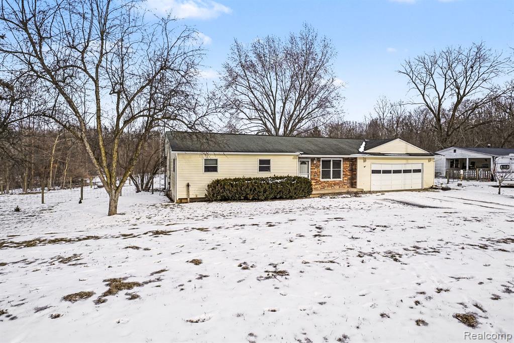 15235 Eddy Lake Road, Fenton, MI 48430 — Photo 4