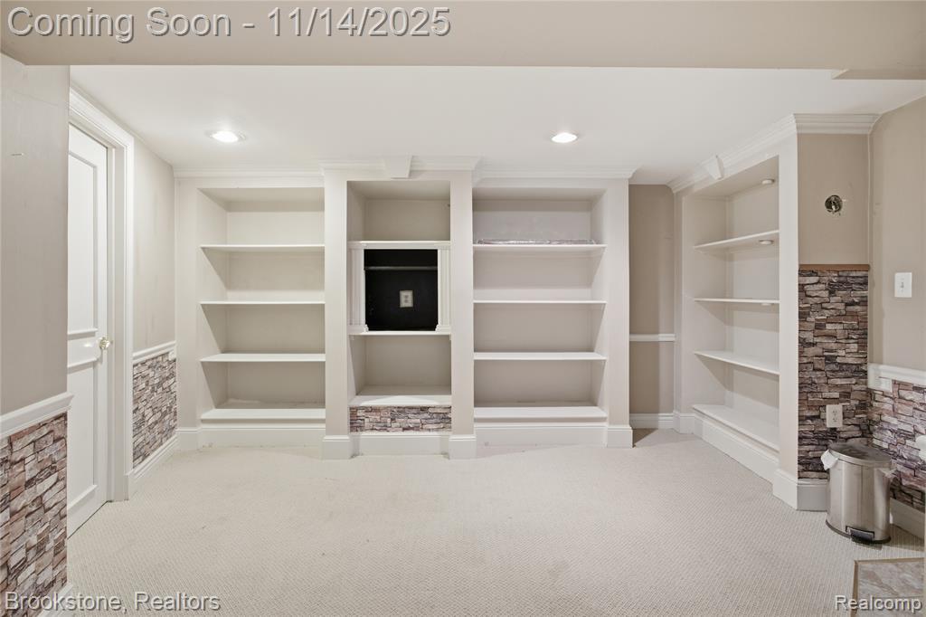 875 Meadowlake Road, Canton, MI 48188 — Photo 23