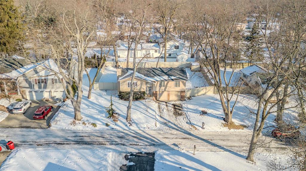 6790 Grassland Avenue, West Bloomfield, MI 48324 — Photo 33