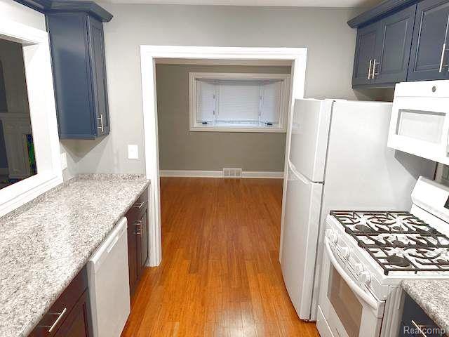908 MORAN Avenue, Lincoln Park, MI 48146 — Photo 13