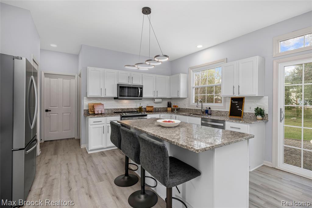 47078 Bing Drive, Canton, MI 48187 — Photo 14