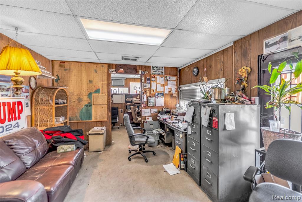 8407 E 9 Mile Road, Warren, MI 48089 — Photo 30