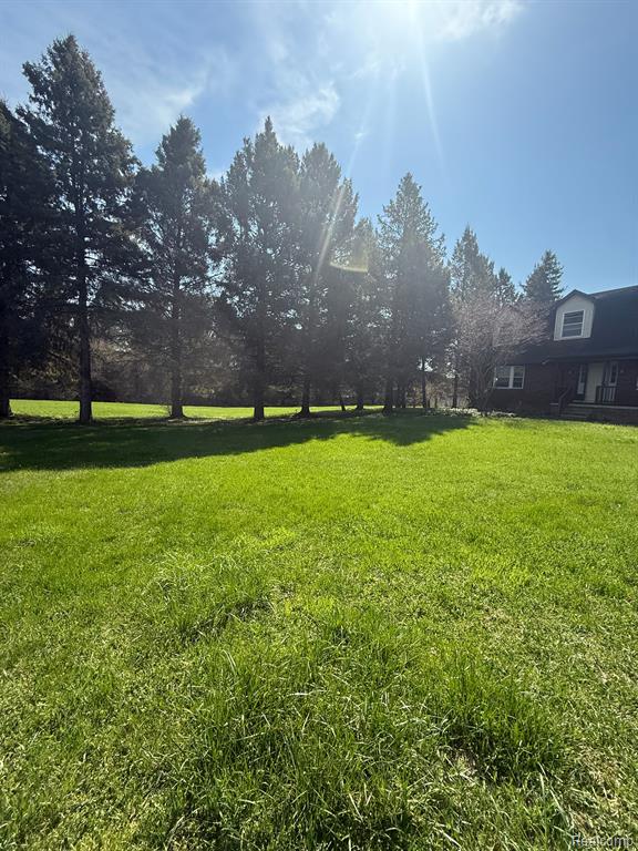 1531 8 MILE Road, Whitmore Lake, MI 48189 — Photo 2