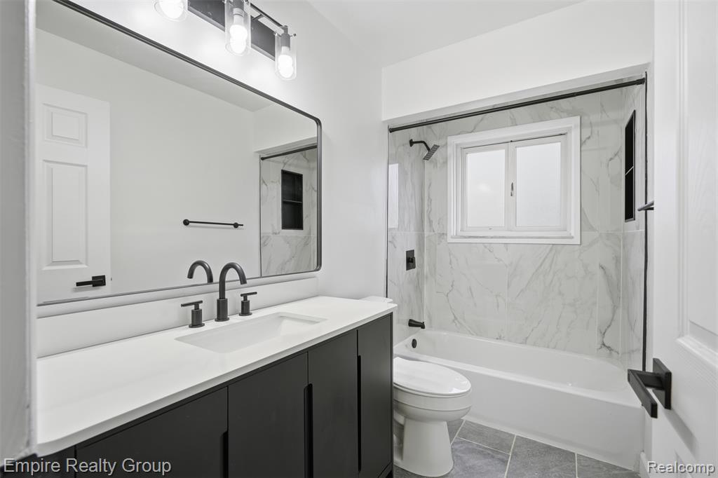 33060 Cherry Hill Road, Garden City, MI — Photo 9