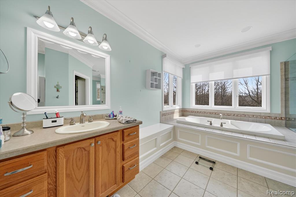 9254 Willowgate, Goodrich Vlg, MI — Photo 27