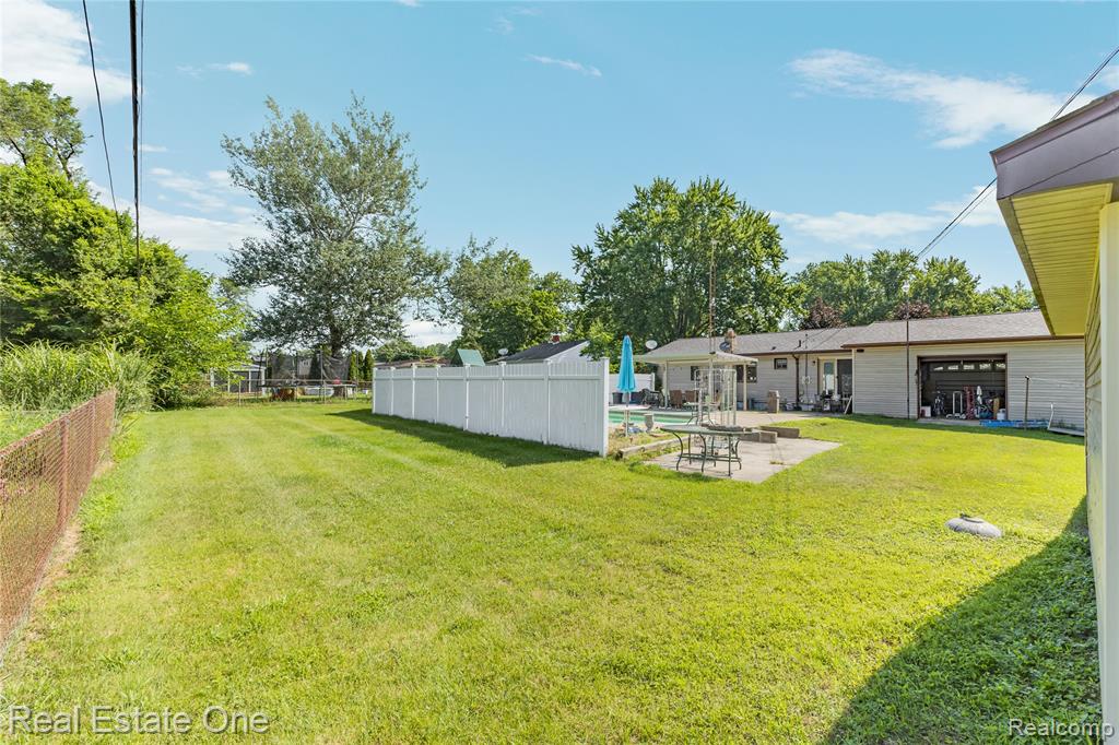 5361 Frankwill Avenue, Clawson, MI — Photo 43