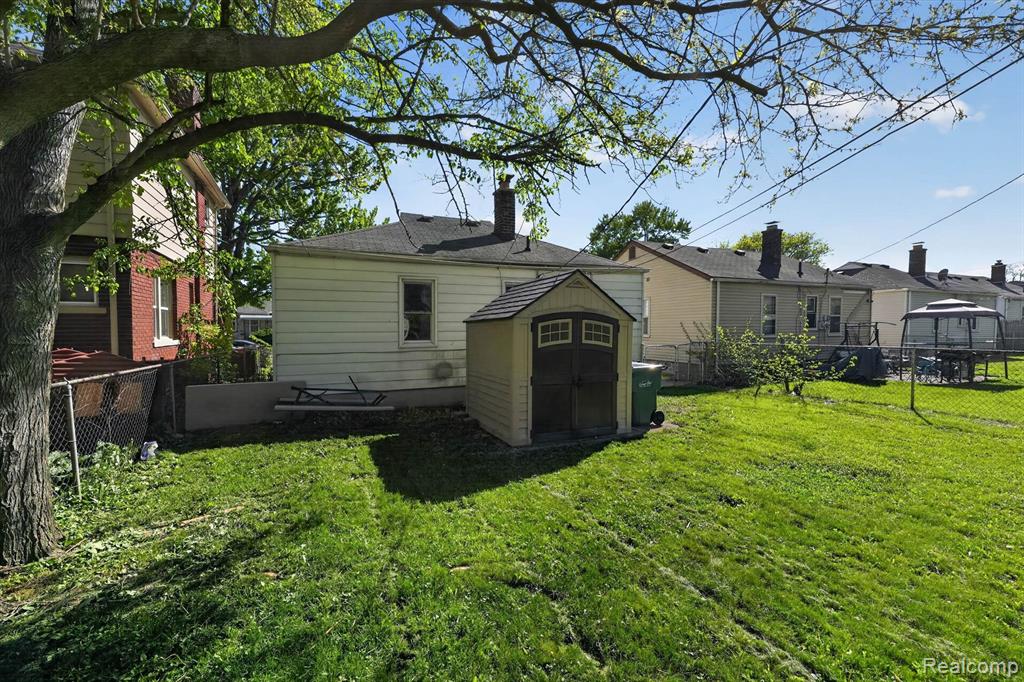 612 Mayflower Avenue, Lincoln Park, MI 48146 — Photo 26