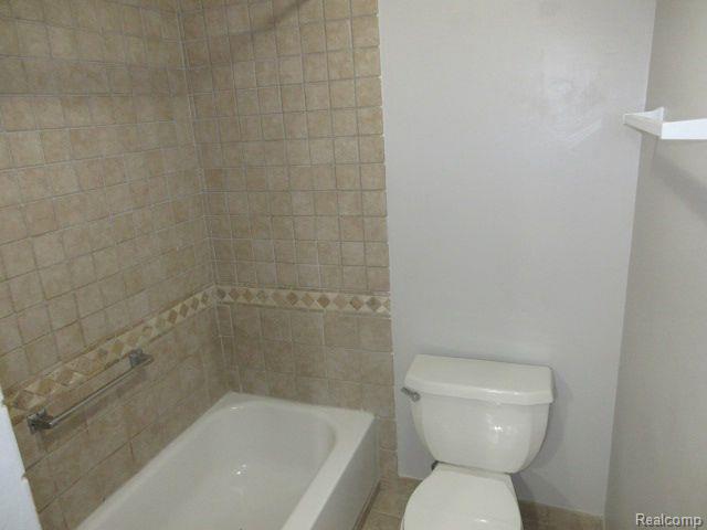 1835 BRENTWOOD Drive, Troy, MI 48098 — Photo 21