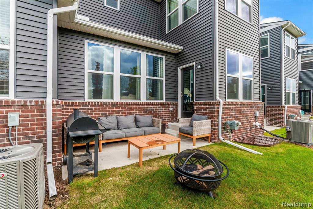 4974 Glenora Drive, Lake Orion, MI — Photo 27