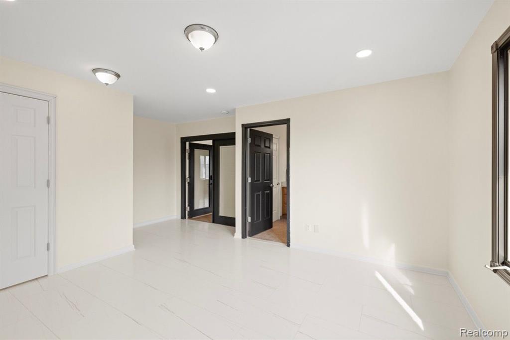 57474 STONEBRIAR Drive, Washington, MI — Photo 28
