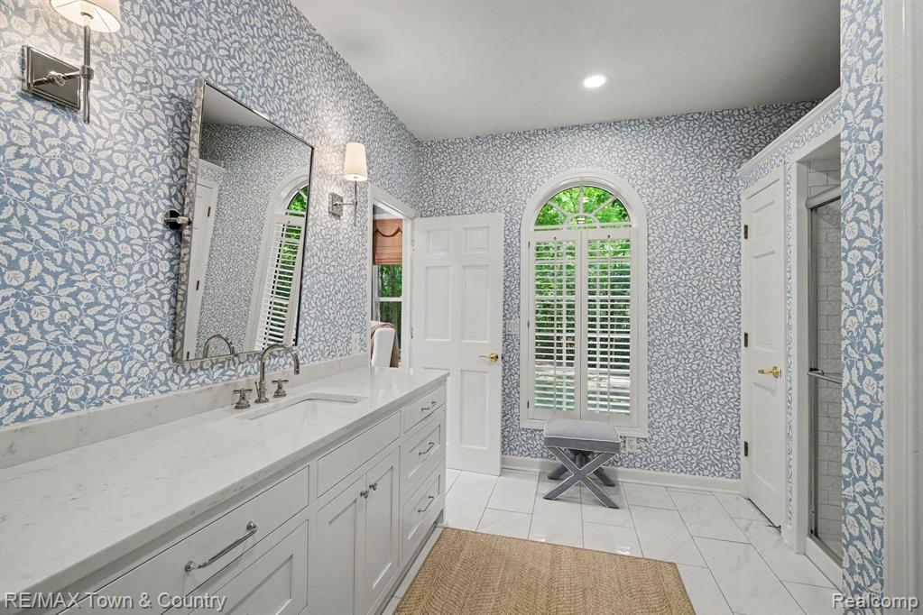 3246 Fieldstone Drive, Flushing, MI 48433 — Photo 24
