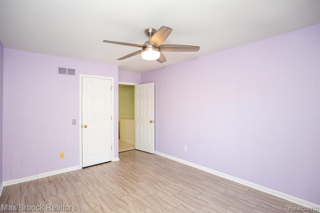 6817 Woodcrest Drive, Troy, MI 48098 — Photo 41