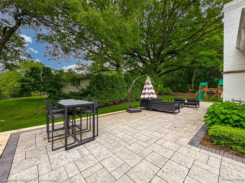 477 Dunston Road, Bloomfield Hills, MI 48304 — Photo 66