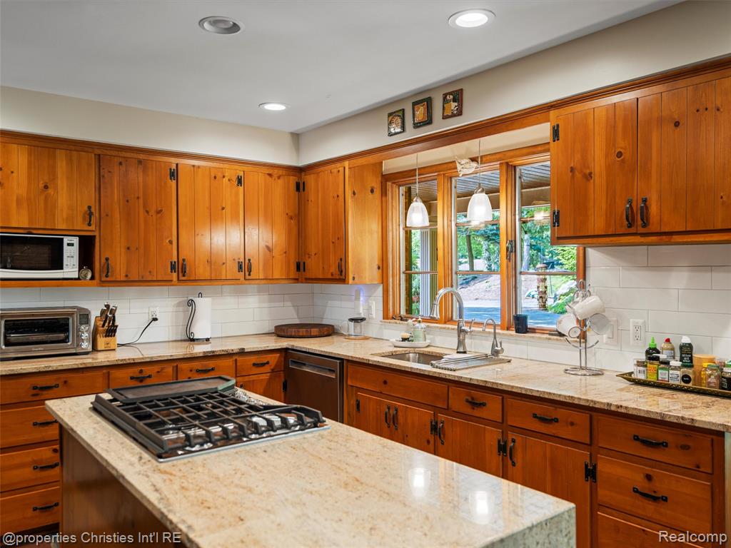 4383 Pine Tree Trail, Bloomfield Hills, MI 48302 — Photo 53